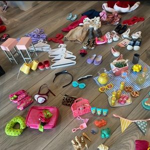 American girl doll items,fits 18” doll. Some things are generic brand doll stuff